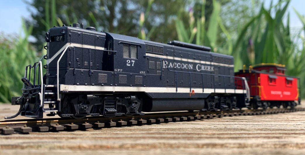 Custom painting and lettering